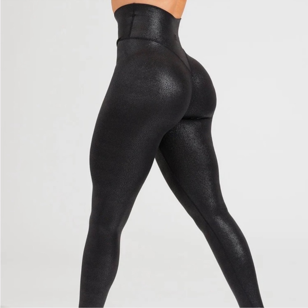 Buffbuny viper set Leggings XS ….sports bra S